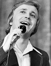 Евгений Мартынов